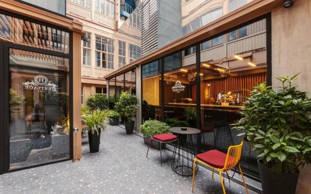 Heritage Hotel and Suites (by Travel Agency)