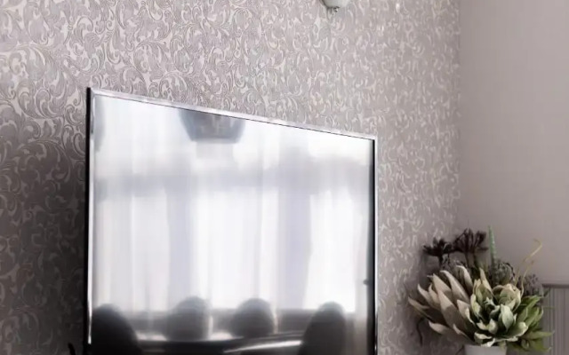 Lyuks Vmestimostyyu 8 Chelovek Apartments