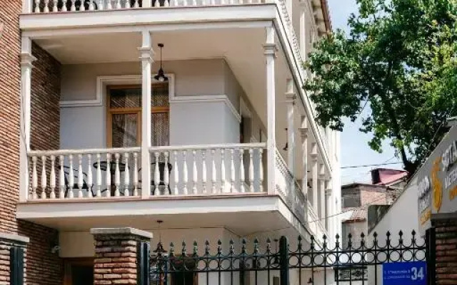 Отель Sota Metekhi