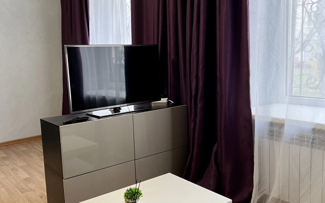 Квартира Уютная Двушка в Минуте от Вокзала