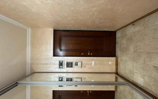 2-K v Novostroyke, Ulitsa Arama, Di482 Flat