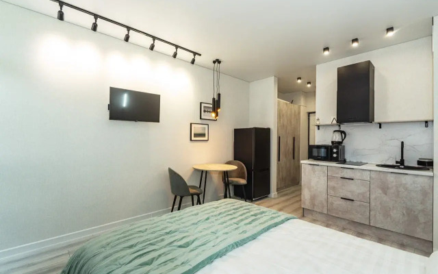 Studiya Na 8 Etazhe (541) Flat