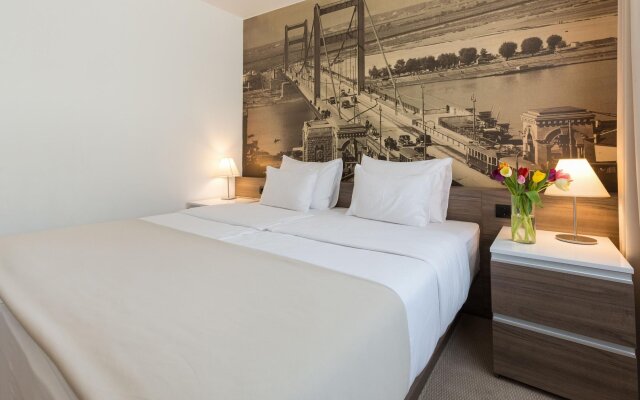 Hotel Royal Inn