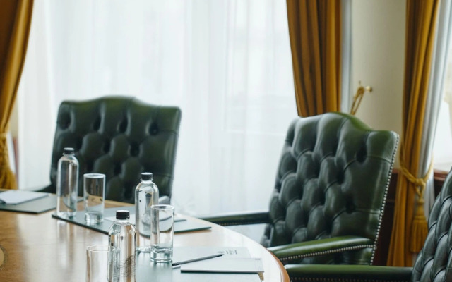 Отель Гранд Отель Эмеральд