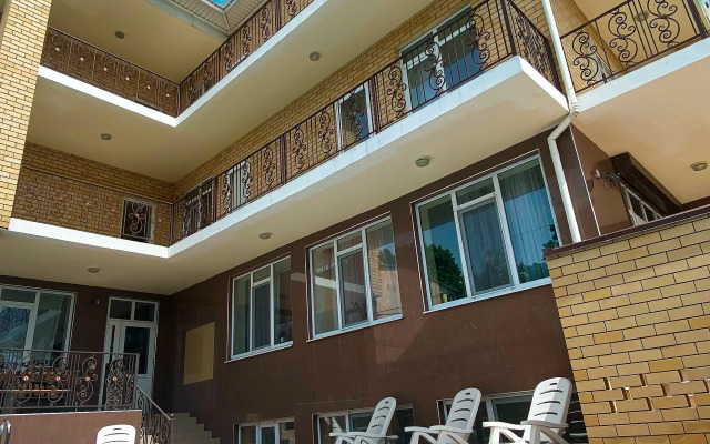 Na Volne Guest House