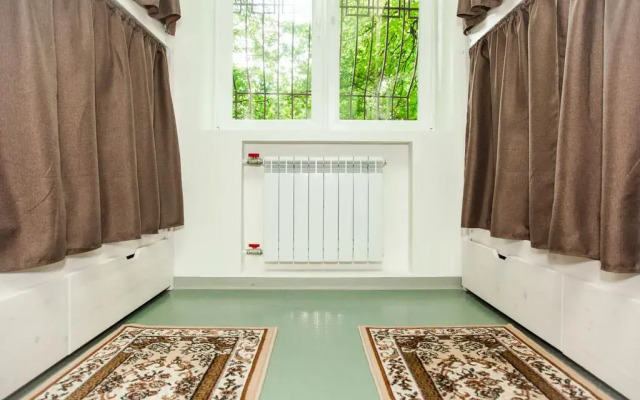 Хостел Планета