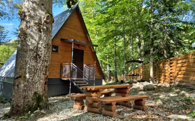 Azgard Hotel