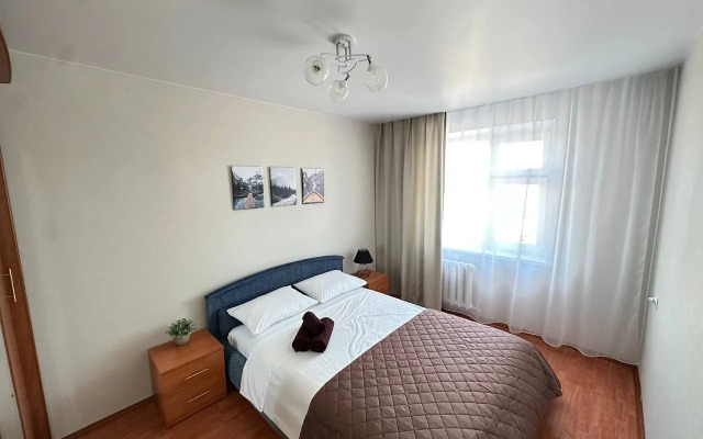 Квартира Тобольск - как дома, 3-х комнатная квартира (посуточно)