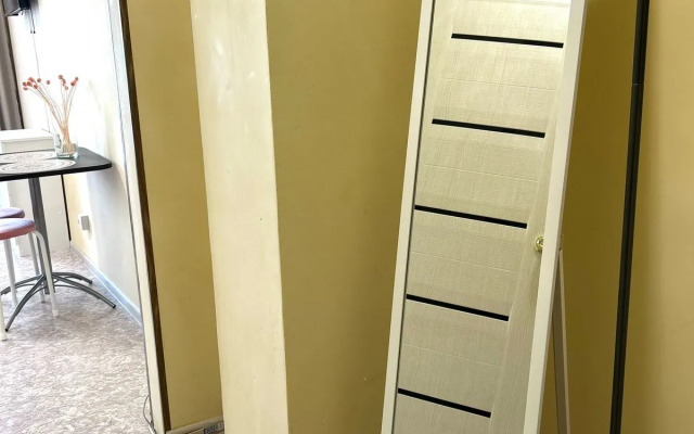 Studiya Vozle Bobrovogo Loga Flat