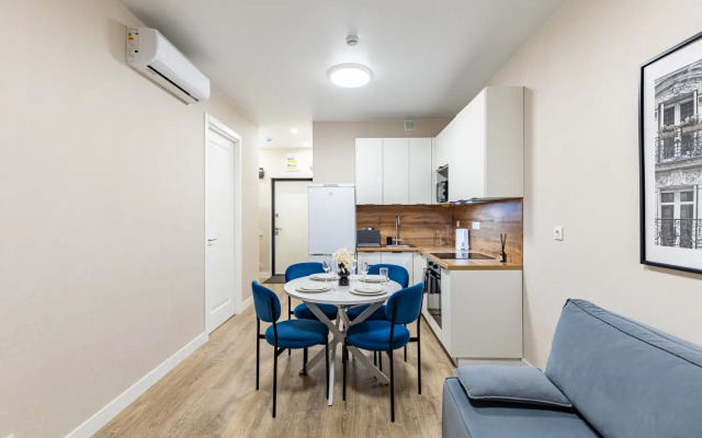 Modern Eurodvushka  in the Troparevo Park residential complex is an 11-minute walk from the metro station. Rumyantsevo Apartments