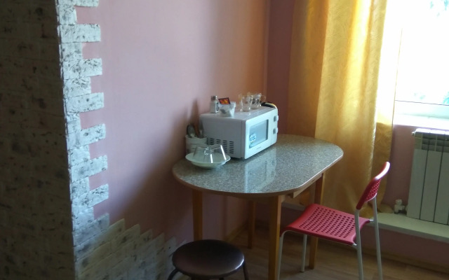 Uyutnaya Studiya V Tsentre Flat