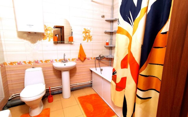 Dvuhkomnatnye Tatyanin Dom dlya 6 gostei u Erofei Areny Apartaments