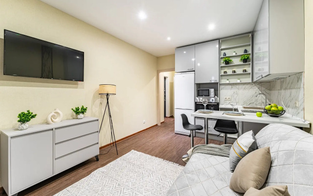 Studiya vozle metro Stakhanovskaya Apartments