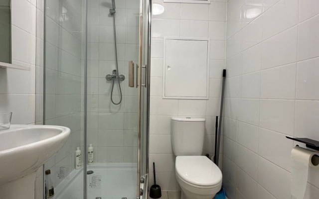Istoman - 30 M2 dlya Dvoikh Apartments