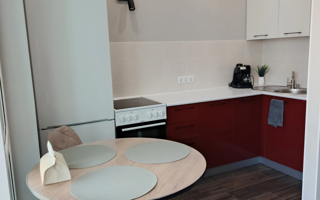 Studiya V Novom Dome Nedaleko Ot Russkogo Ostrova Flat