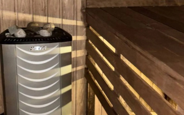 Семейно-Туристический загородный клуб Карамелькино Коттедж 2