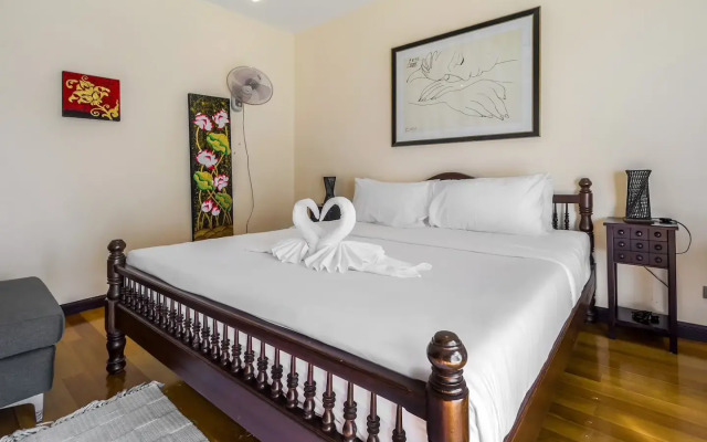 Spacious villa with private pool and parking Villa