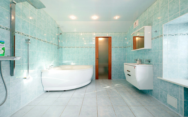 Частный дом в Гатчине с Бассейном и Сауной