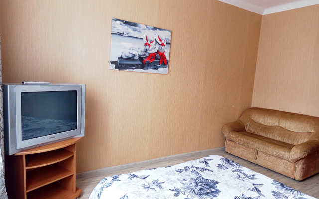 Апартаменты 3-комнатные в центре на Площади Победы с самозаселением