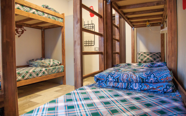 Oryol I Reshka Hostel