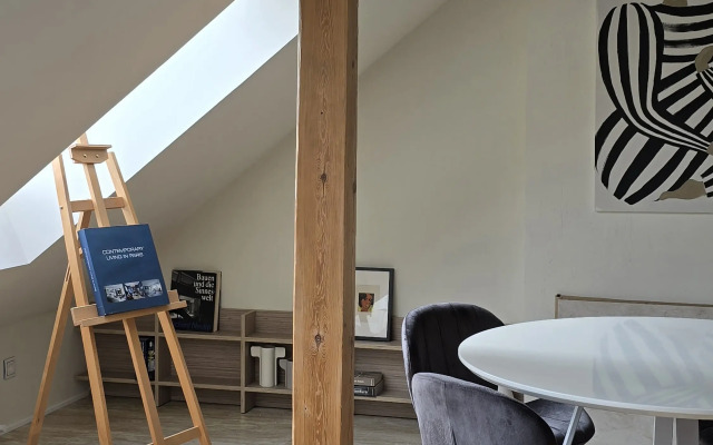 Mansarda S Vidom Na Verkhnee Ozero Flat