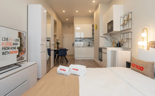 Студия KeyGo #1016 с видoм нa ВДHX