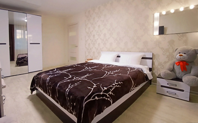 Uyutny Sever V Tsentre Murmanska Apartment