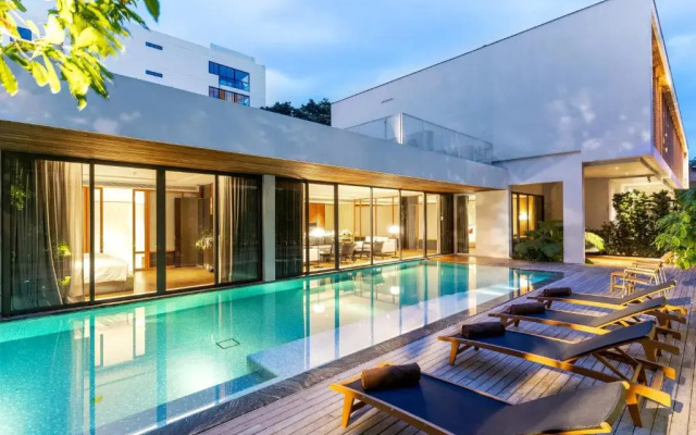 Villa Deva Resort &  Bangkok