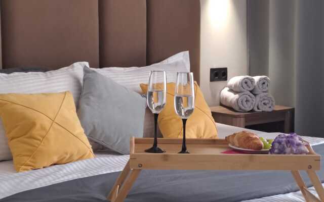 Sat City 2-Rooms Apartments