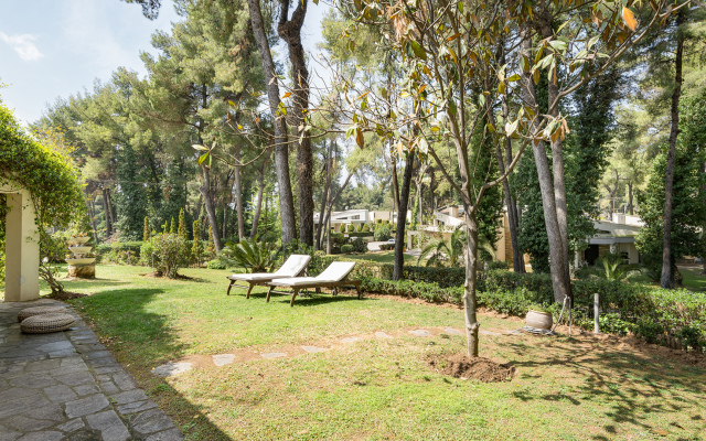 Coelo Shared Pool Sani Villa