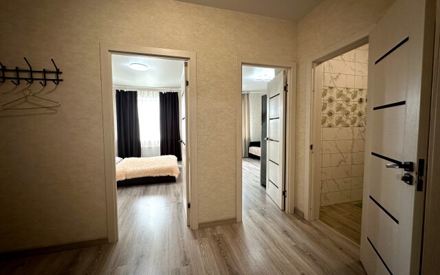 Kvartira na ulice Oktyabryskoy 3 Apartments