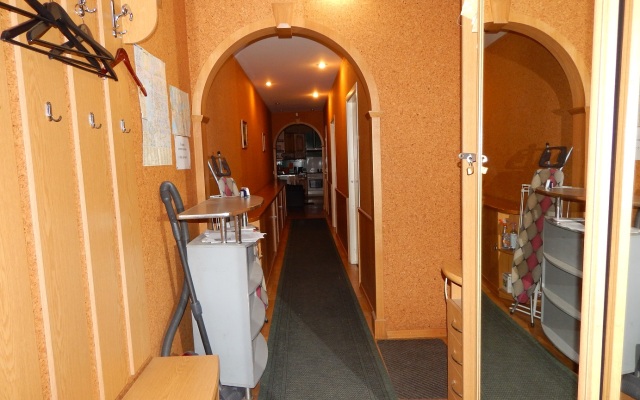 U Isaakiya Mini-Hotel