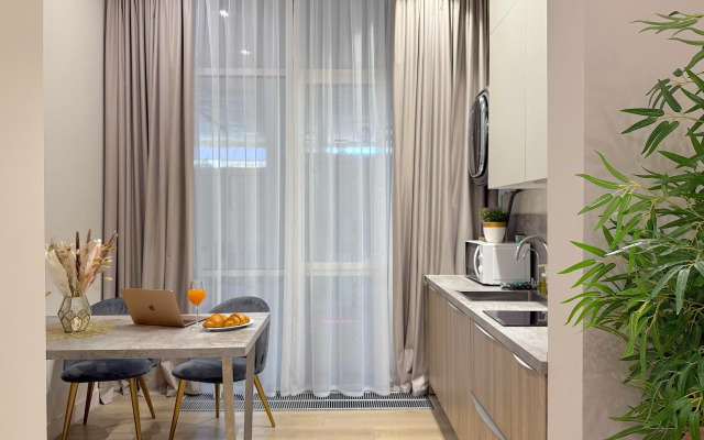 inSochi v samom centre Sochi na Navaginskoj N359 Apartments