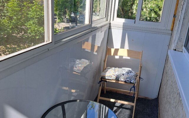 Podkhodyaschaya dvushka v tsentre Flat