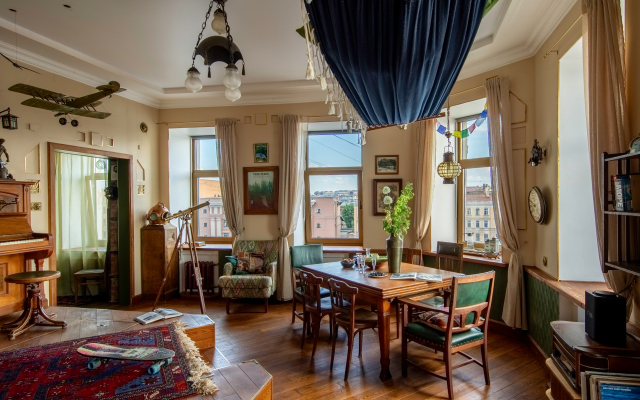 Unikalnaya Istoricheskaya Kvartira S Panoramnym Vidom Na Fontanku Lodging house