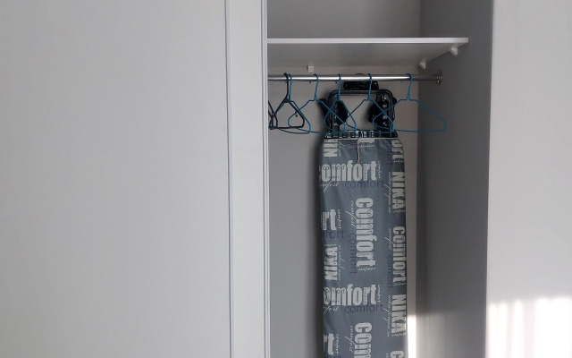 Novaya Yevrodvushka S Konditsionerom Flat