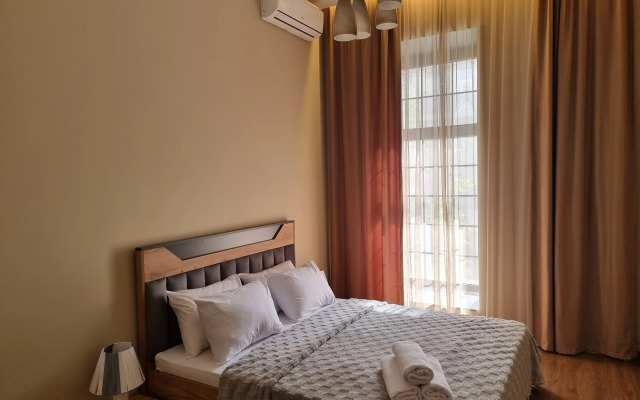 Premium Apartment Apartments