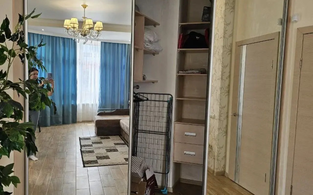Shikarnaya Dvushka 76 Kv.m Flat