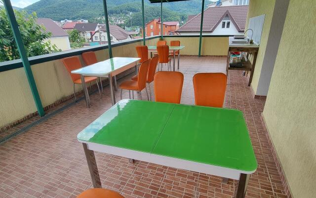 Malakhit Guest House