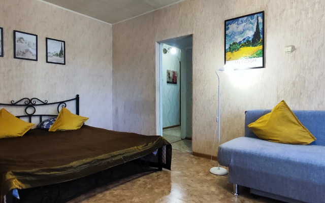 V Tsentre Goroda Flat