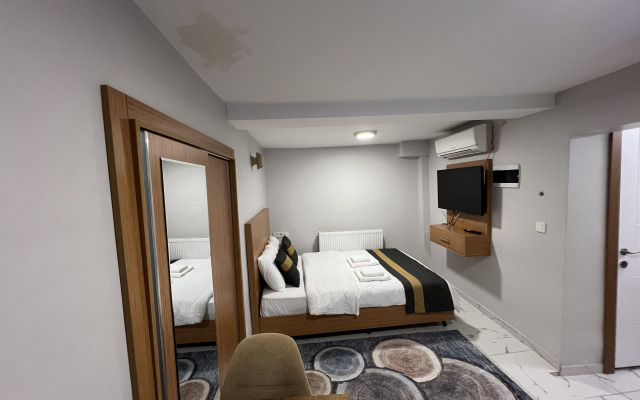 Апартаменты City Center Serenity: Stylish Studios