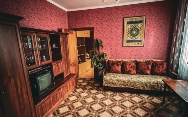 Частный дом Уютный домик на Пономарева