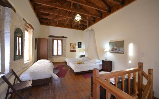 Troullos Apart-Hotel