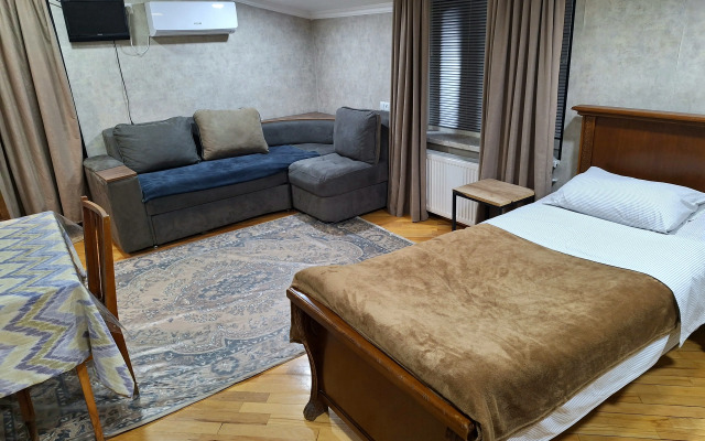 Meridian Guest House