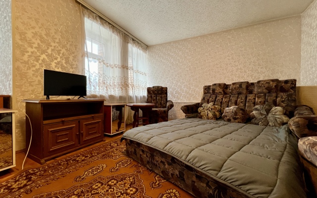 3-kom Plekhanova 96-32 Kaluga tsentr KakDoma Flat