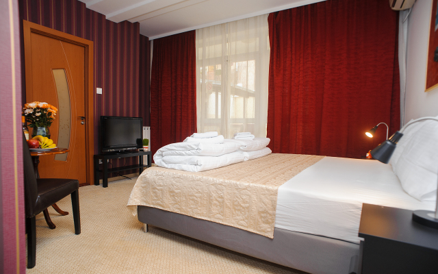 Vila Bulevar Apart-Hotel