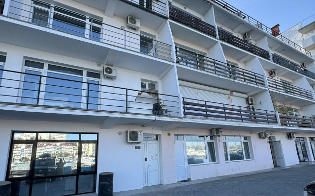 Studiya Fadeeva 18-5 Kakdoma V Sevastopole S Konditsionerom Flat