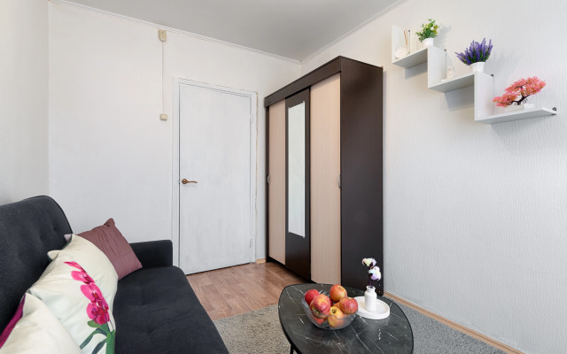 Dvukhkomnatnye Metro Nagornaya Apartment