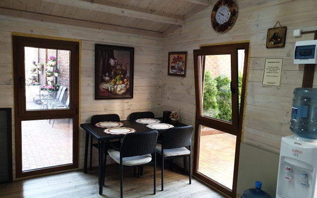 Celentano Mini-Hotel