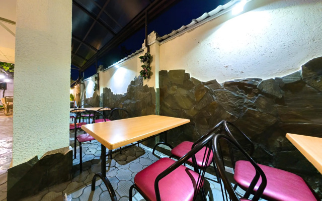 Akva Guest House